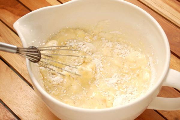 Cách làm xúc xích bọc bột trong lò nướng