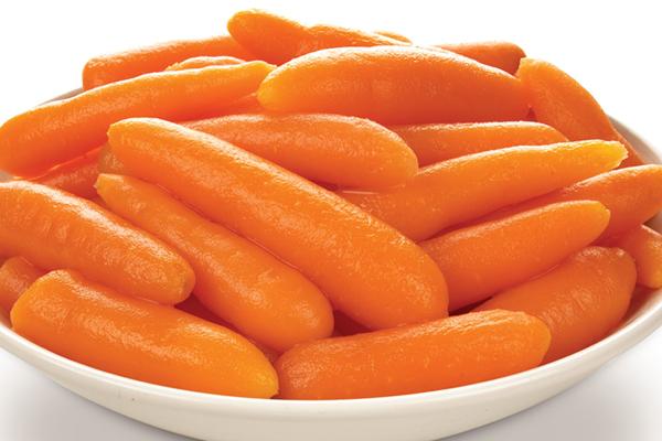 Young carrots contain a lot of vitamin A to keep the eyes healthy