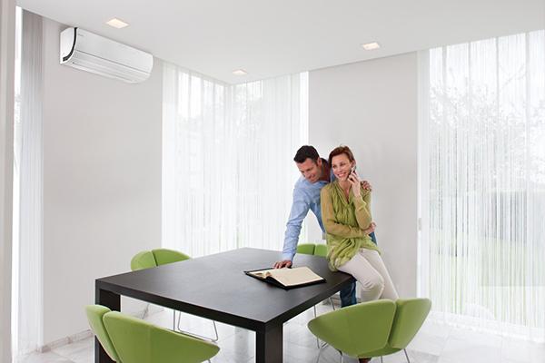 Thương hiệu cũng là một yếu tố mà bạn cần quan tâm khi chọn mua Những điều cần lưu ý khi chọn mua máy lạnh