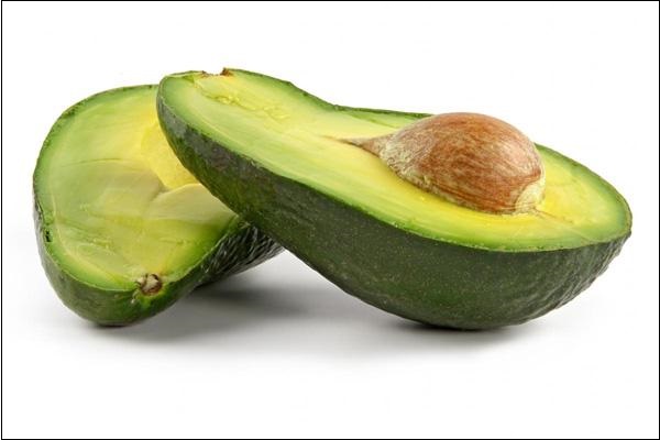 Avocado oil makes hair soft and shiny