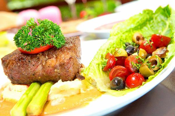 Beefsteak không chỉ cách làm đơn giản mà còn rất bổ dưỡng