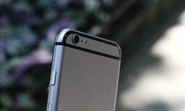 "Vạch mặt" bốn thanh niên Việt khoe có iPhone 6