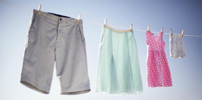 Soaking in salt water helps to remove stains on clothes