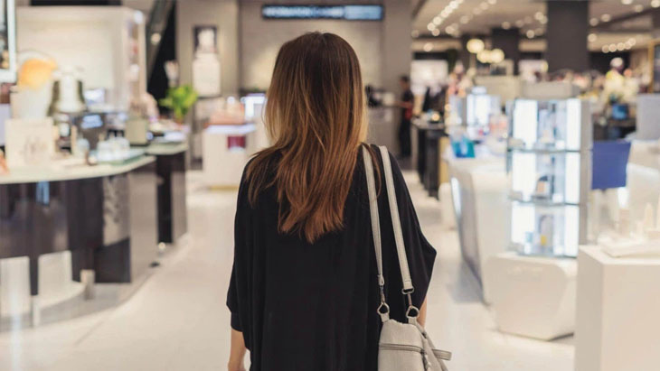 Tiêu xài vượt quá khả năng
