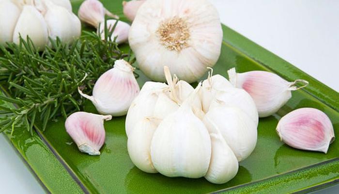Tỏi hỗ trợ tóc tăng trưởng nhanh hơn Tỏi hỗ trợ tóc tăng trưởng nhanh hơn