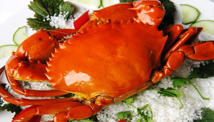 Crab meat contains a significant amount of cholesterol