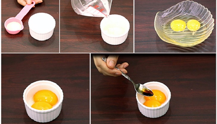 Bước 1 Ngâm gelatin và tách lòng đỏ - Làm pudding sữa Pudding xoài