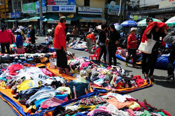 Lựa chọn những quầy hàng tốt nhất để mua Bí quyết mua đồ second hand > Lựa chọn những quầy hàng tốt nhất để mua
