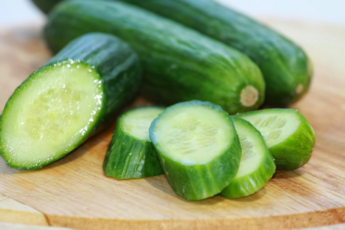 Cucumber is a popular method to remove dark circles