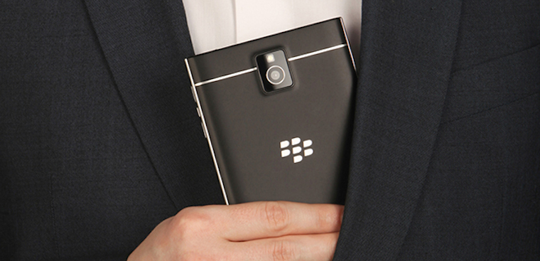 BlackBerry Passport chính thức ra mắt với thiết kế đặc biệt