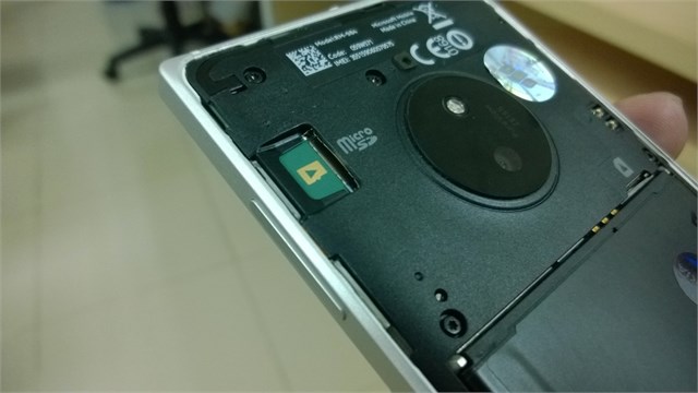 Lumia 830