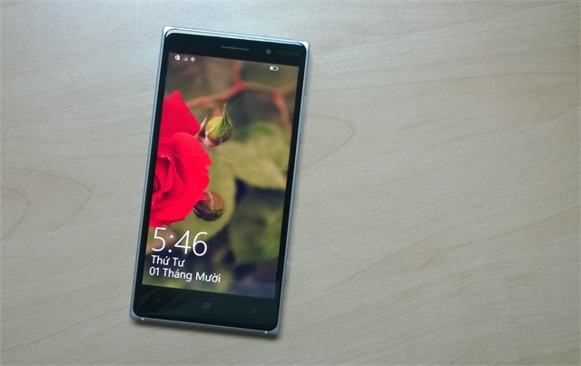 Lumia 830