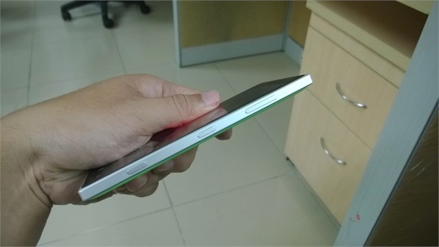 Lumia 830
