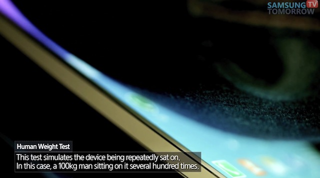 Thử nghiệm ngồi lên Galaxy Note 4