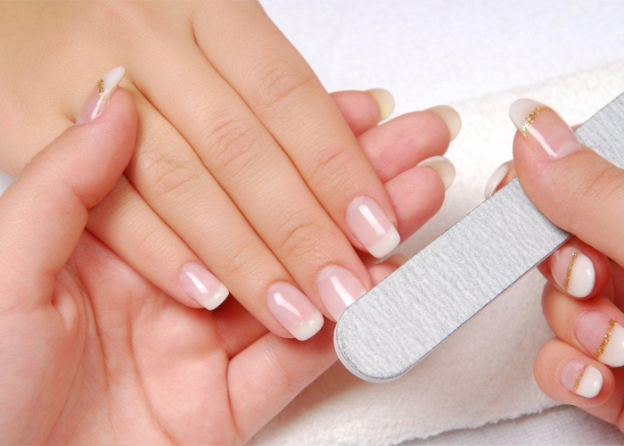 Paint also has the effect of protecting nails