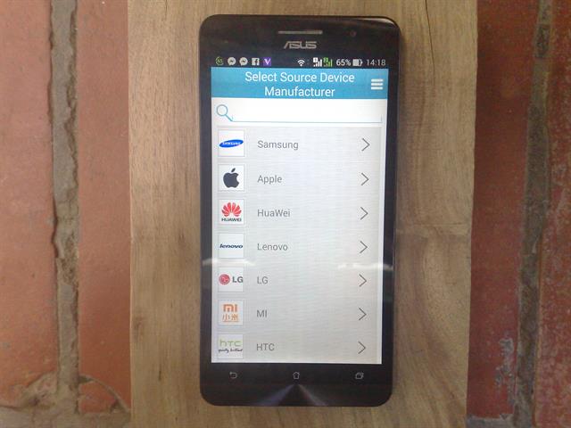 Sau đó, các bạn chọn thương hiệu thiết bị mà bạn cần lấy thông tin dữ liệu
