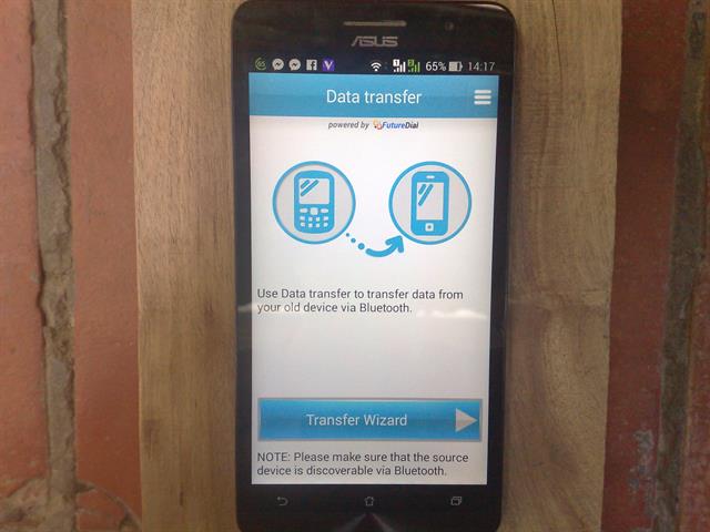 Đầu tiên, các bạn mở ứng dụng Data Transfer lên, rồi chọn mục Transfer Wizard