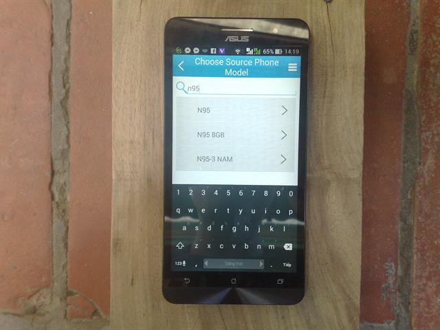 Chẳng hạn như tôi chọn thương hiệu Nokia, với model là N95 8GB