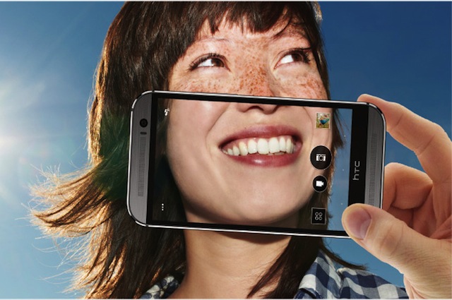 HTC One M8 Eye đang được quảng cáo ở Trung Quốc