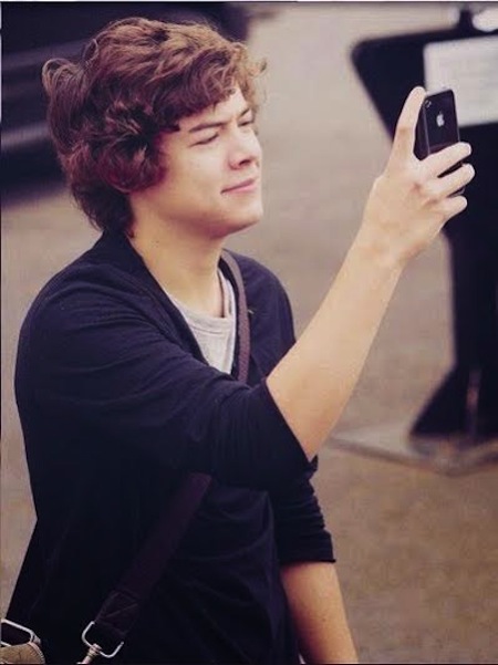 Harry Styles cũng là fan Apple