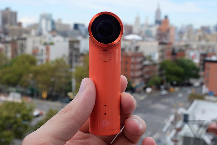 HTC RE