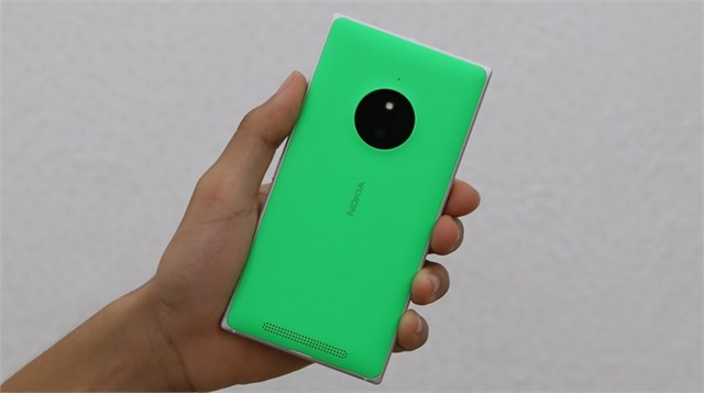 Lumia 830