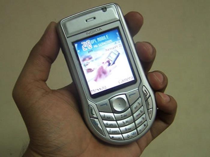 10 Smartphone cực hot xuất hiện cách đây 10 năm > Nokia 6630