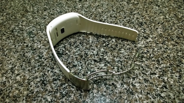 Trên tay Samsung Gear S, đẹp nhiều tính năng hay