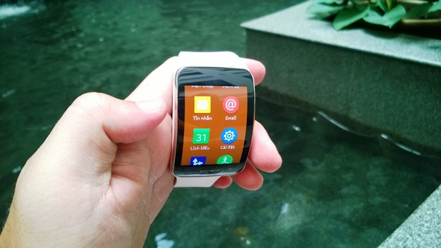 Trên tay Samsung Gear S, đẹp nhiều tính năng hay