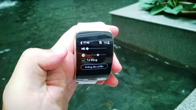 Trên tay Samsung Gear S, đẹp nhiều tính năng hay