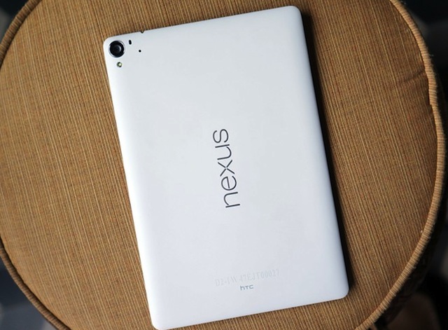 Mặt sau của Nexus 9