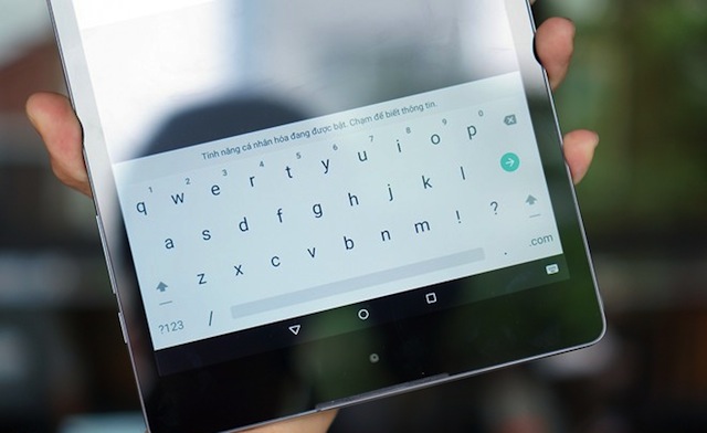 Màn hình 9 inch sắc nét