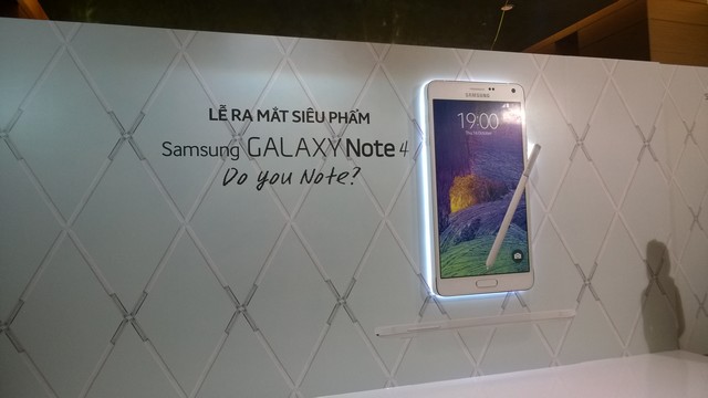 Galaxy Note 4 chính thức xuất hiện tại Việt Nam trong một sự kiện cực hoành tráng
