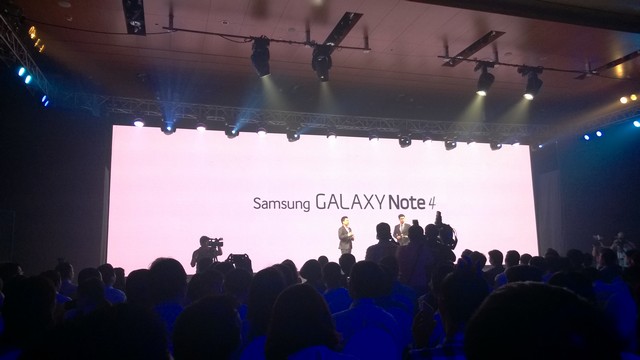 Galaxy Note 4 chính thức xuất hiện tại Việt Nam trong một sự kiện cực hoành tráng