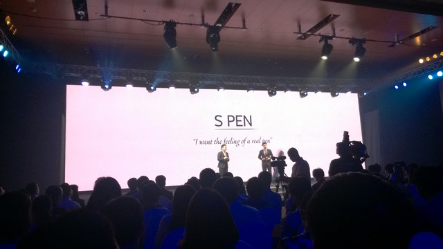 Galaxy Note 4 chính thức xuất hiện tại Việt Nam trong một sự kiện cực hoành tráng