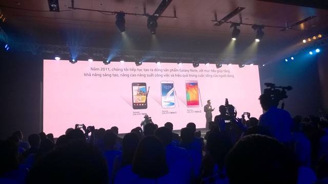 Galaxy Note 4 chính thức xuất hiện tại Việt Nam trong một sự kiện cực hoành tráng