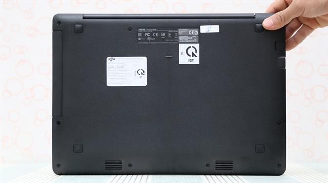 Dùng CPU Intel Celeron N2830 xung nhịp 2.16 GHz, kết hợp cùng thanh RAM DDR3L (1 khe RAM) 2GB, ổ cứng HDD 500GB và khởi chạy cùng nền tảng Linux