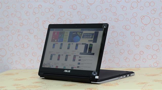 Máy có chiều dài 360mm, chiều rộng 261mm và chiều cao 27.2mm