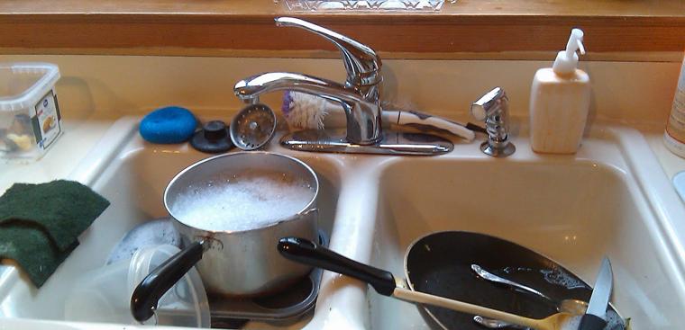 8 mẹo làm sạch vật dụng nhà bếp
