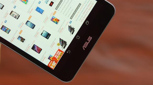 Viền dưới có 3 phím điều hướng cơ bản của Android