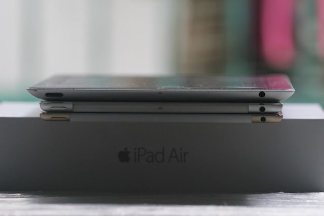 Loa và nút nguồn cũng không “chạy” đi nơi khác