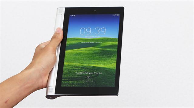 Khởi chạy cùng nền tảng Android KitKat khi bán ra