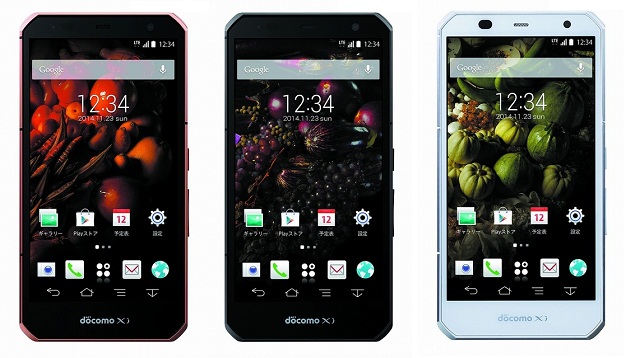 Smartphone màn hình siêu nét của Fujitsu xuất hiện với ngoại hình độc đáo