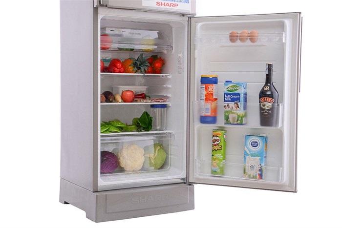 Phích cắm hoặc ổ cắm điện tủ lạnh bị lỏng