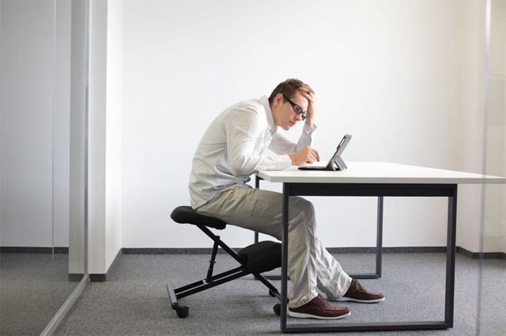 Harm of sitting and working with wrong posture