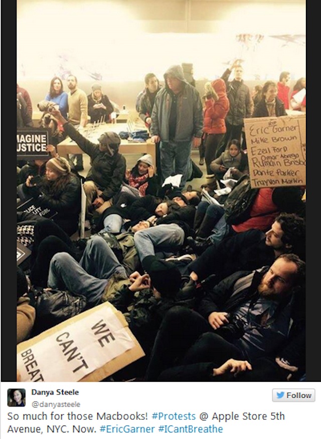 Nhiều người giả chết trong cửa hàng khổng lồ của Apple