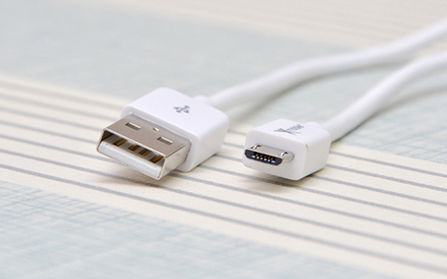 Micro USB có tốt hơn các loại cổng kết nối khác không?
