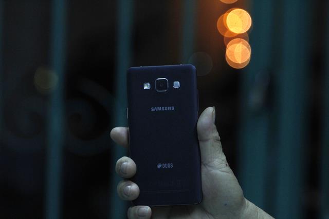 Các góc cạnh của Galaxy A5