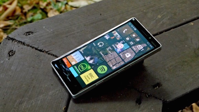 Lumia 930