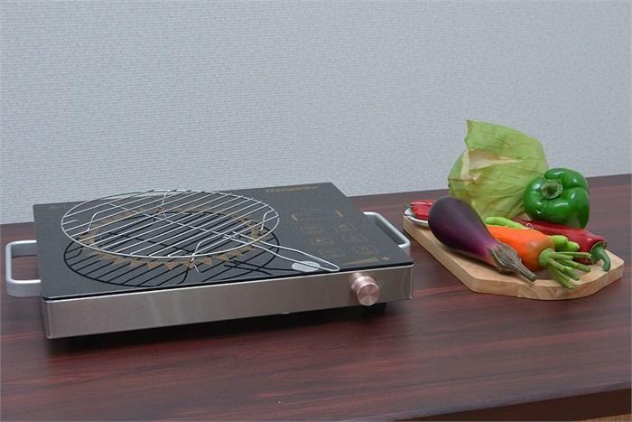 Bếp hồng ngoại kangaroo KG 398i là dòng bếp điện có bảng điều khiển vừa sử dụng cảm ứng, vừa có nút vặn